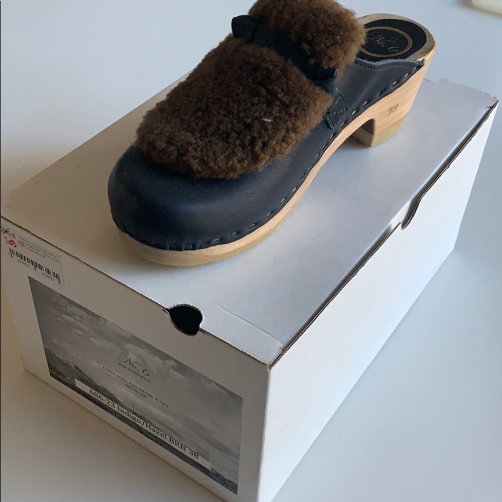 No.6 Fur slide shoes